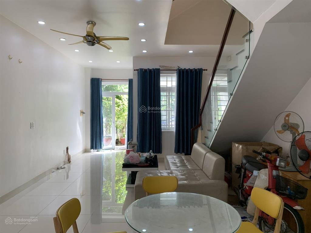 Hàng mới toanh giá tốt nhà phố lovera park, 7,6 tỷ, diện tích 80m2, 4pn, 3wc, chủ cần bán gấp