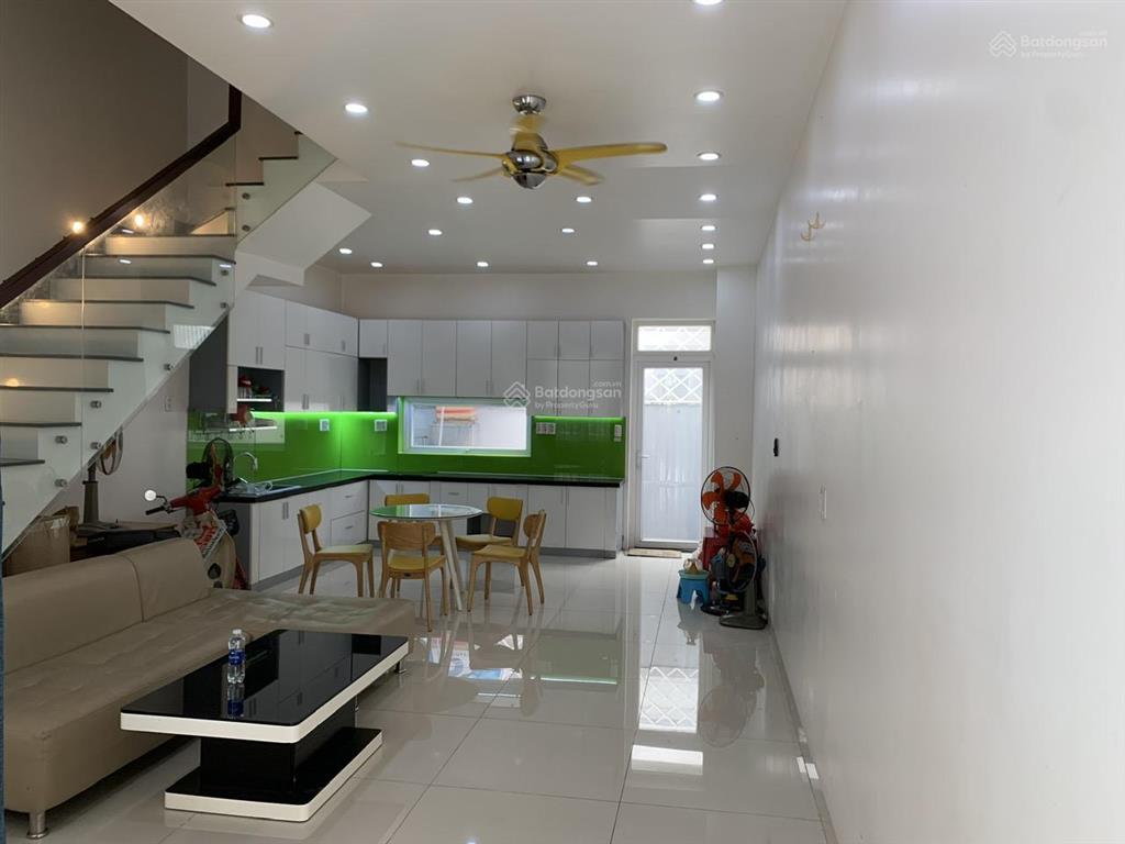 Hàng mới toanh giá tốt nhà phố lovera park, 7,6 tỷ, diện tích 80m2, 4pn, 3wc, chủ cần bán gấp