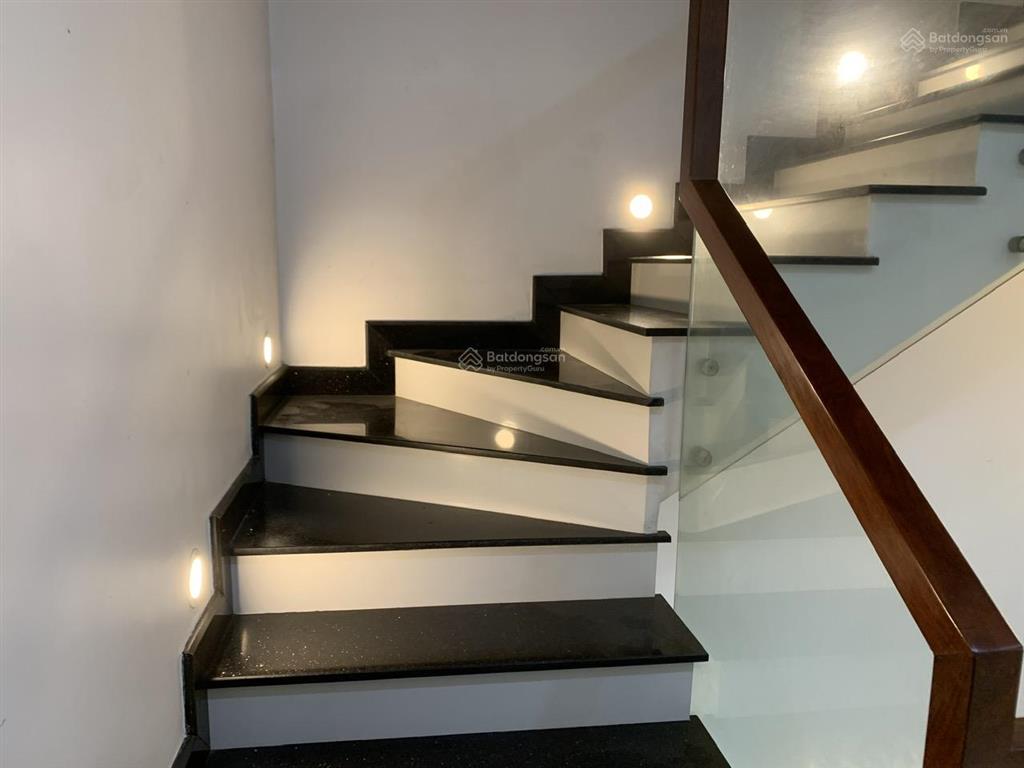 Hàng mới toanh giá tốt nhà phố lovera park, 7,6 tỷ, diện tích 80m2, 4pn, 3wc, chủ cần bán gấp