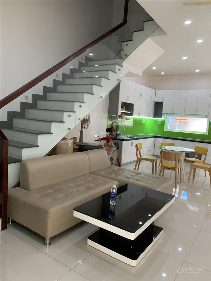 Hàng mới toanh giá tốt nhà phố lovera park, 7,6 tỷ, diện tích 80m2, 4pn, 3wc, chủ cần bán gấp