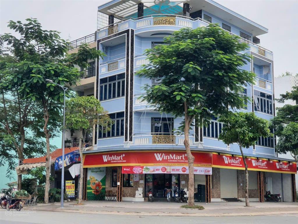 Bán nhanh nhà phố tuyệt đẹp tại lovera park, 6,99 tỷ, 75m2, 3pn, 3wc  hàng hiếm hướng đông nam