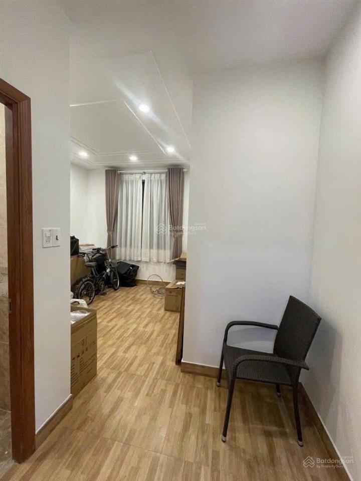 Chính chủ cần tiền kinh doanh bán nhanh căn biệt thự 3 tầng lầu 8pn  160m² đẹp xinh khu pp4