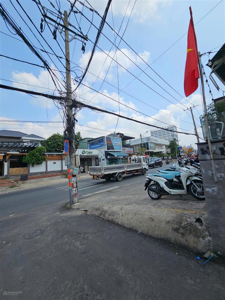 Cho thuê phòng trọ cao cấp gần chợ thủ đức, phòng rộng, thoáng có ban công, nội thất như hình