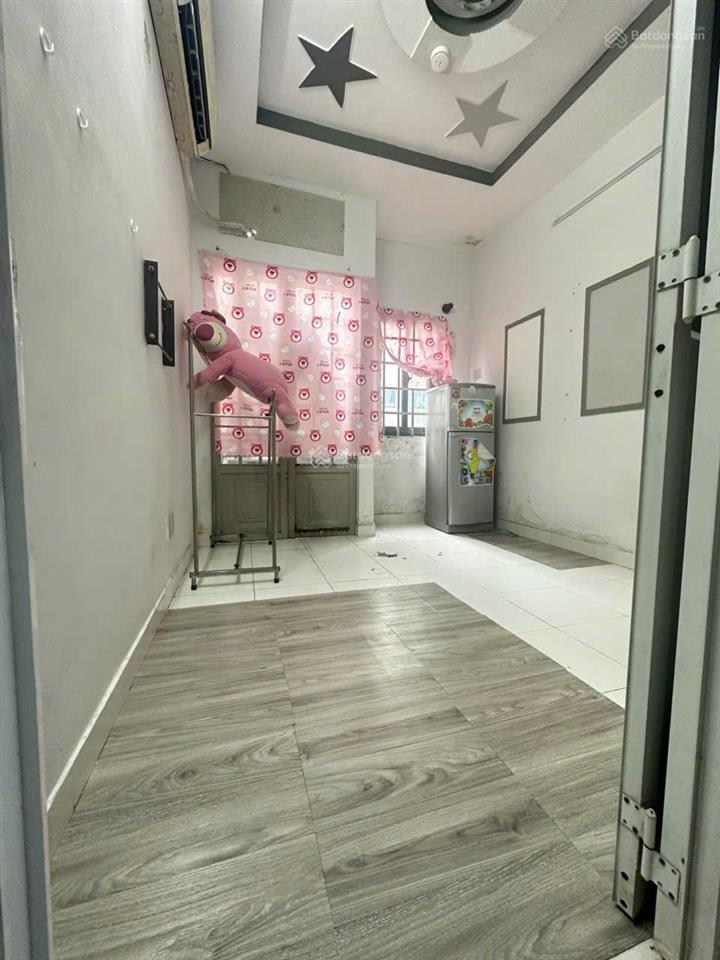 Cho thuê phòng trọ an dương vương q5 giá chỉ 3 triệu, hiếm có phòng có nội thất
