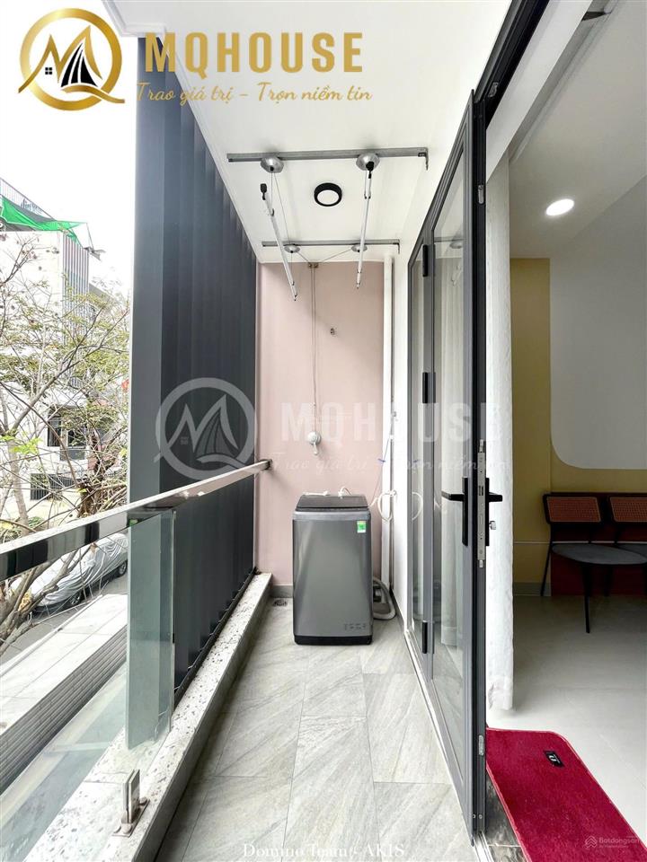 Trần não| khai trương toà nhà mới 1pn ban công. có slot đậu oto, thang máy, máy giặt riêng