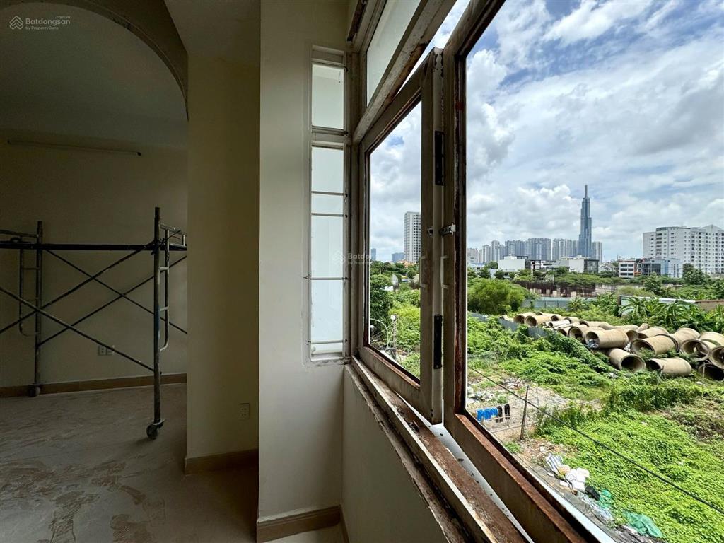 Khai trương căn hộ 1pn lớn ban công giá tốt. nội thất mới 100%. gần cầu sài gòn