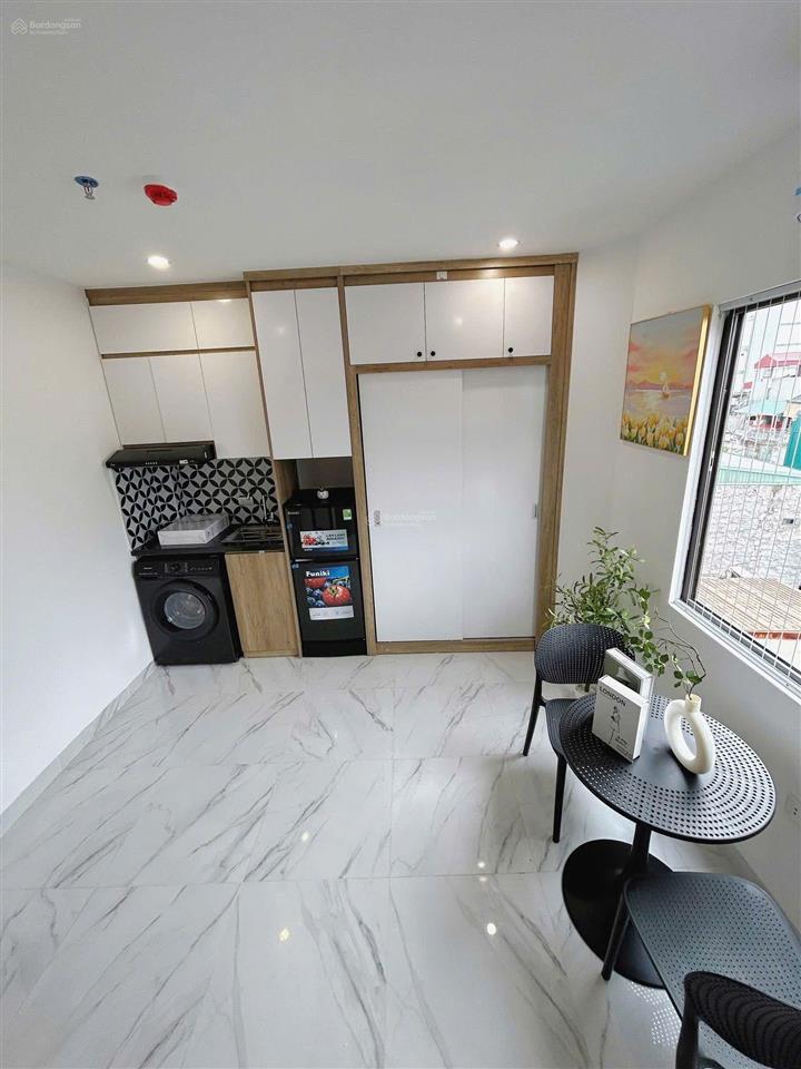 Siêu phẩm ccmn 25m2 full nội thất. máy giặt riêng tại trung phụng