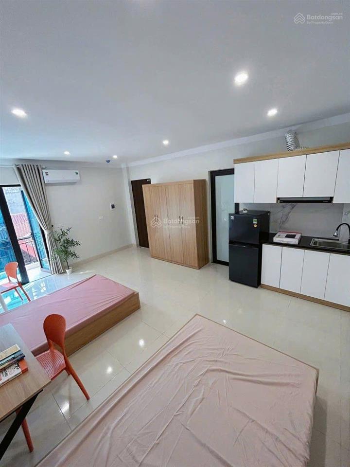Siêu phẩm ccmn 35m2 full nội thất. phòng rộng thoáng, máy giặt riêng tại chùa quỳnh