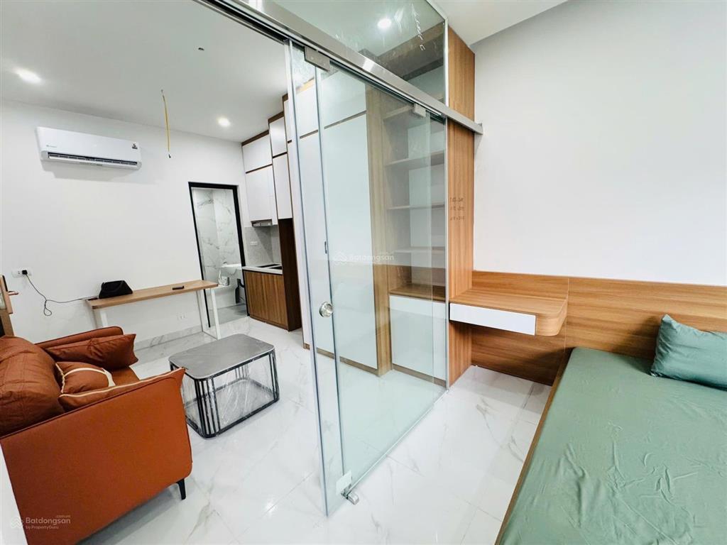Bóc tem ccmn 1n1k 35m2 full nội thất. máy giặt riêng, ban công thoáng tại hồ ba mẫu gần bách khoa