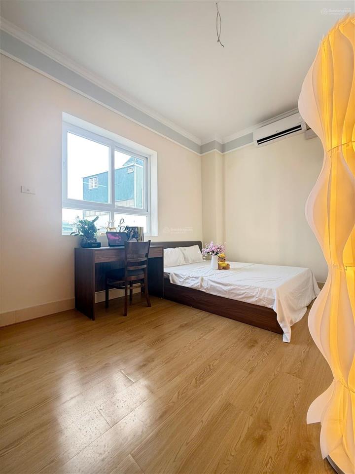 Siêu phẩm chung cư 2n1k 70m2 full nội thất xịn sò. ban công, có slot ô tô, mặt phố trương định
