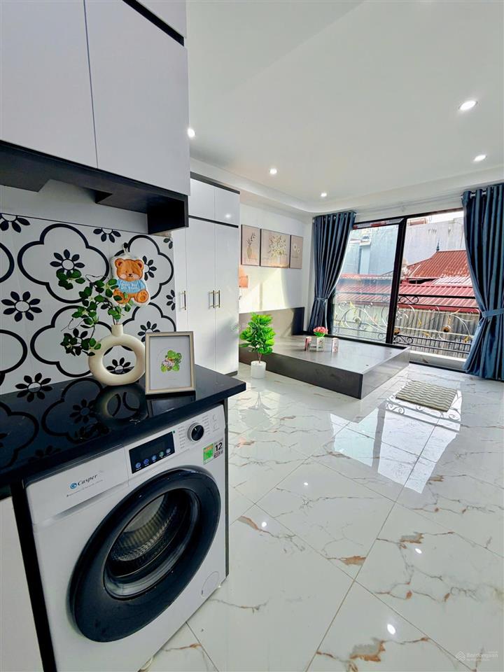 Khai trương ccmn 25m2 mới full nội thất xịn sò, máy giặt riêng tại đường láng