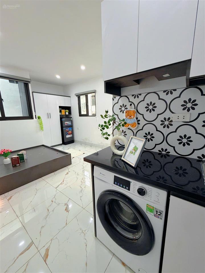 Khai trương ccmn 25m2 mới full nội thất xịn sò, máy giặt riêng tại đường láng