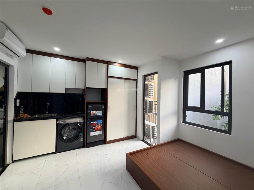 Khai trương ccmn 25m2 full đồ. máy giặt riêng, cửa sổ, ban công thoáng tại định công