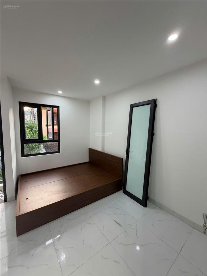Khai trương ccmn 25m2 full đồ. máy giặt riêng, cửa sổ, ban công thoáng tại định công