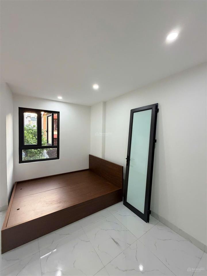 Khai trương ccmn 25m2 full đồ. máy giặt riêng, cửa sổ, ban công thoáng tại định công