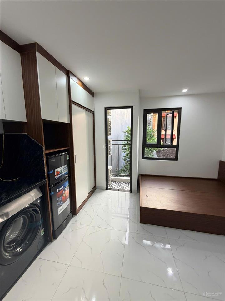 Khai trương ccmn 25m2 full đồ. máy giặt riêng, cửa sổ, ban công thoáng tại định công