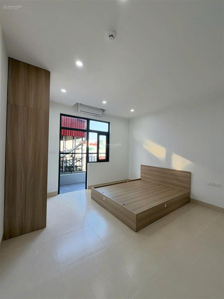 Khai trương ccmn 30m2 full đồ. ban công rộng, máy giặt riêng, ô tô vào tận nhà tại quan hoa