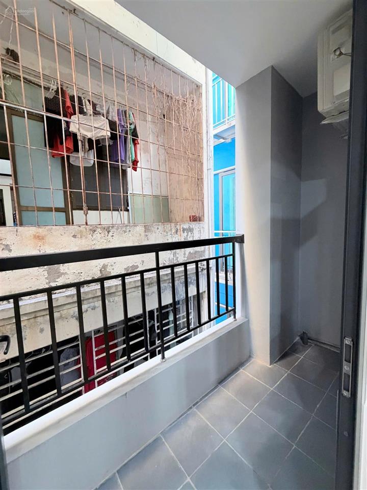 Khai trương ccmn 30m2 full đồ. ban công rộng, máy giặt riêng, ô tô vào tận nhà tại quan hoa