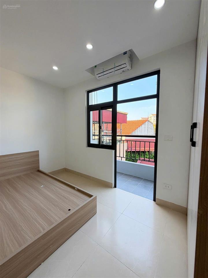 Khai trương ccmn 30m2 full đồ. ban công rộng, máy giặt riêng, ô tô vào tận nhà tại quan hoa