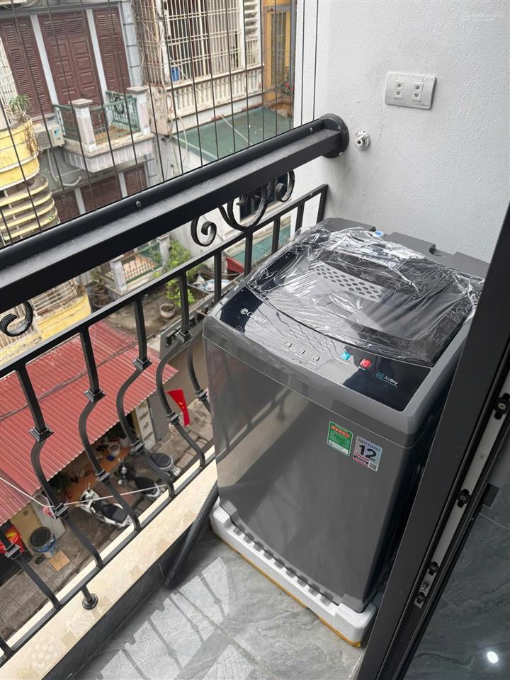 Siêu phẩm ccmn 25m2 full đồ, ban công, máy giặt riêng tại mặt phố hoa bằng