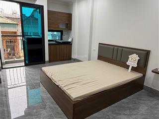 Siêu phẩm ccmn 25m2 full đồ, ban công, máy giặt riêng tại mặt phố hoa bằng