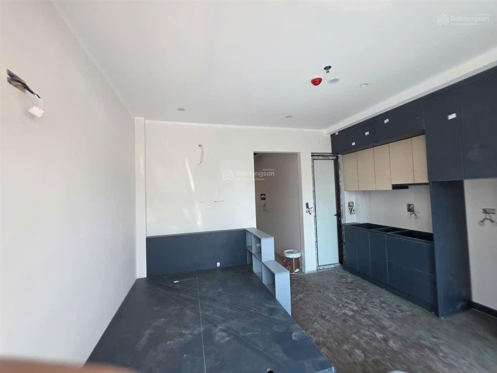 Khai trương ccmn 30m2 full đồ. tủ lạnh, ban công thoáng tại nguyễn lân