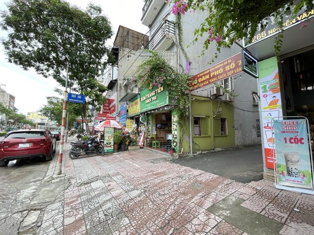 Bán nhà riêng 55m 5 tầng đường nguyễn văn cừ, bồ đề, ở, kinh doanh tốt.