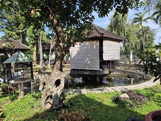 SIÊU PHẨM BIỆT THỰ GỖ SÂN VƯỜN – 2 MẶT TIỀN NHỰA NHỊ BÌNH, HÓC MÔN