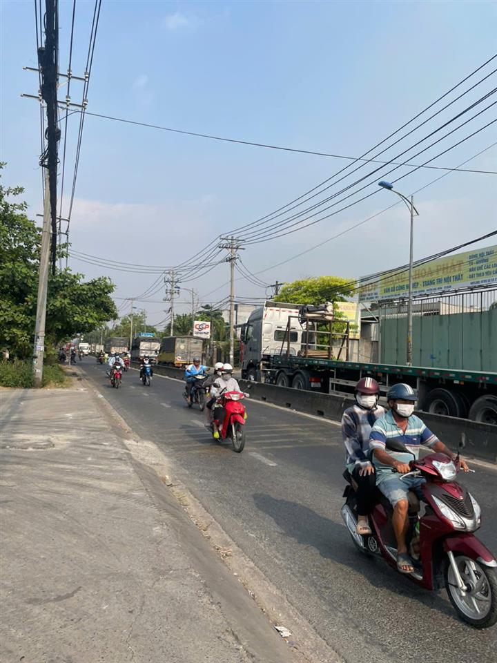 XƯỞNG (30x60) MT NGUYỄN VĂN BỨA, XUÂN THỚI SƠN – GIÁ CHỈ 49 TỶ