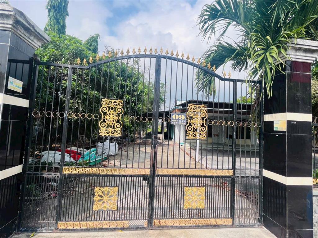 Bán lô đất tặng nhà vườn đường xe container gần KCN Đông Nam khu dân cư đông gần chợ,