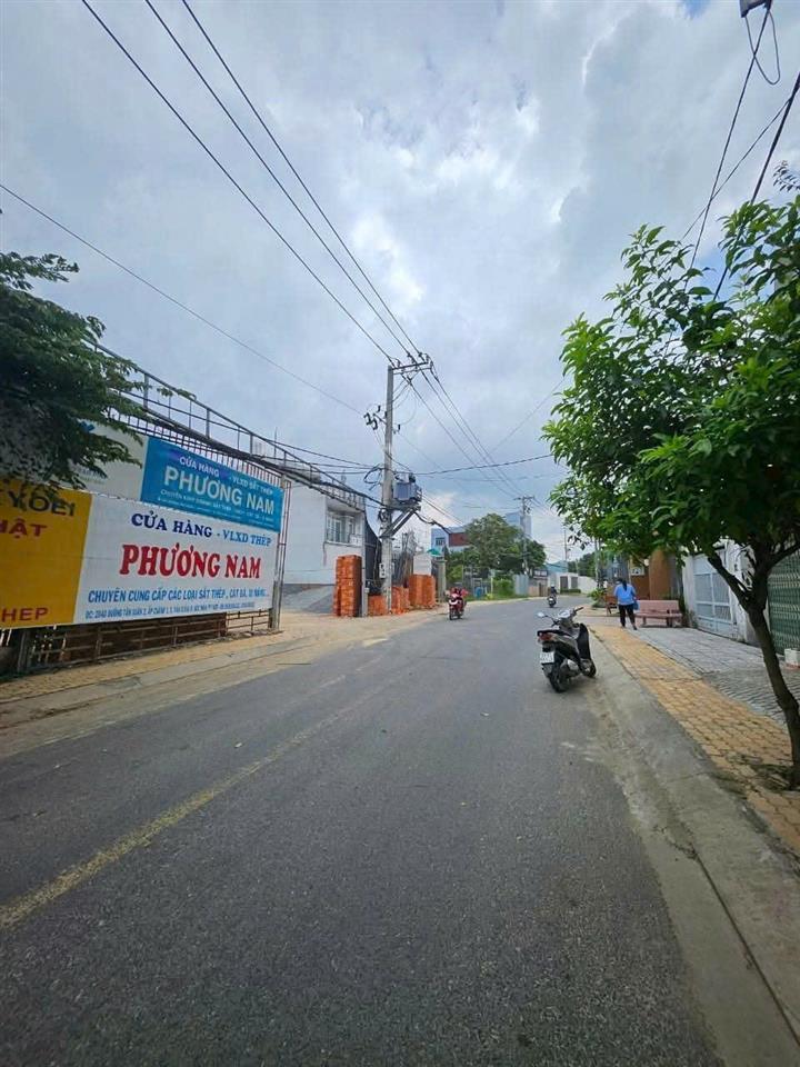 SIÊU PHẨM MẶT TIỀN TÂN XUÂN 2 – GẦN TÔ KÝ – QUỸ ĐẤT LỚN HIẾM CÓ