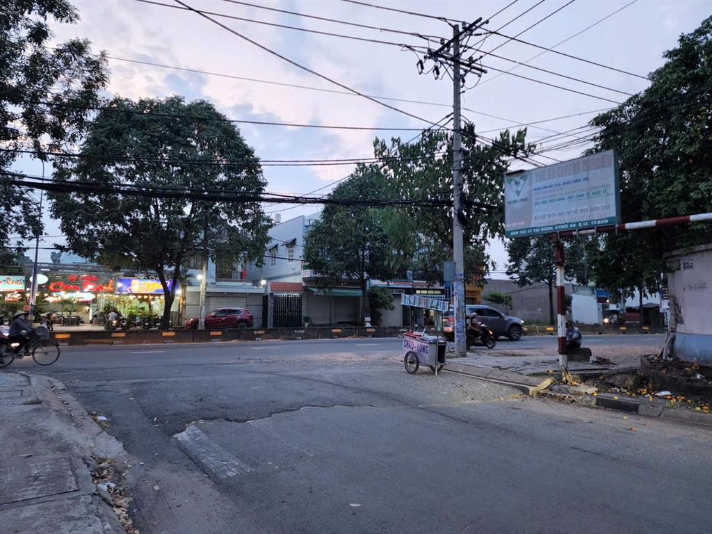 SIÊU MẶT BẰNG 8.000M² – 60 PHÒNG – 3 TẦNG - ĐÔNG HƯNG THUẬN, Q12