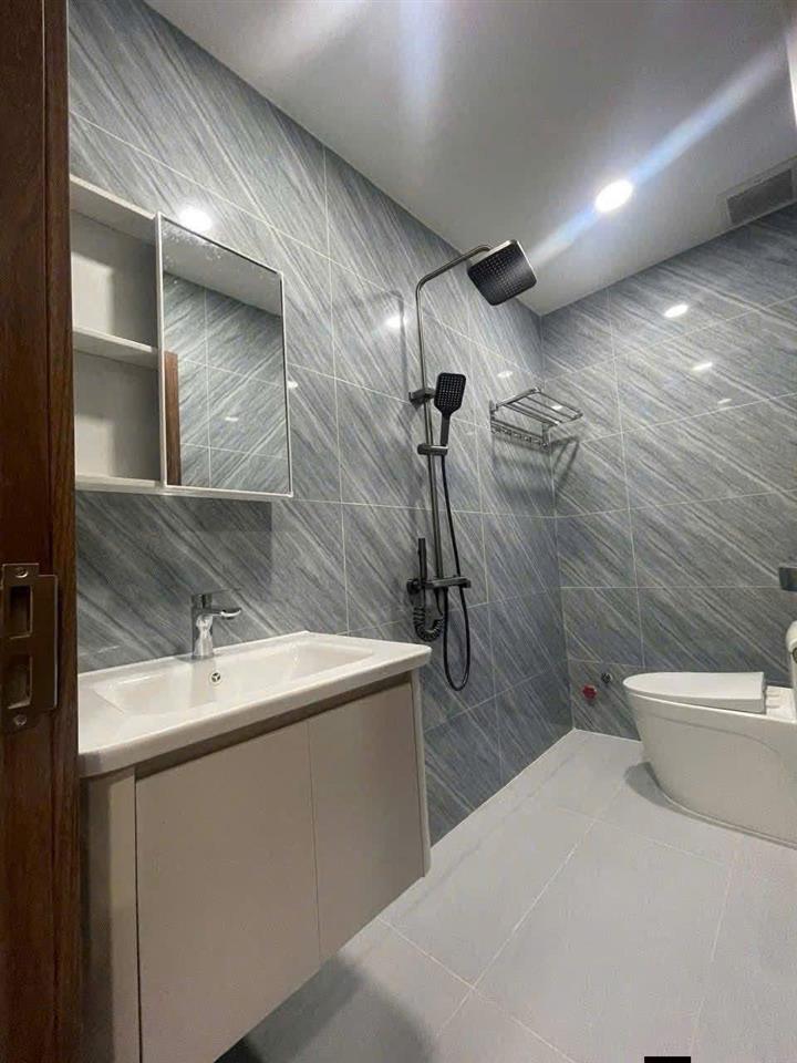 NHÀ HUỲNH THỊ HAI, QUẬN 12 – 92M², 2PN, XE HƠI VÀO NHÀ – 4,29 TỶ!