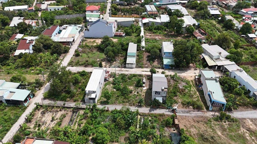 Đất nên gần cát lái, nhơn trạch, 200m2, chỉ 13,5 triệu/m2, full thổ, đường xe tải. shr