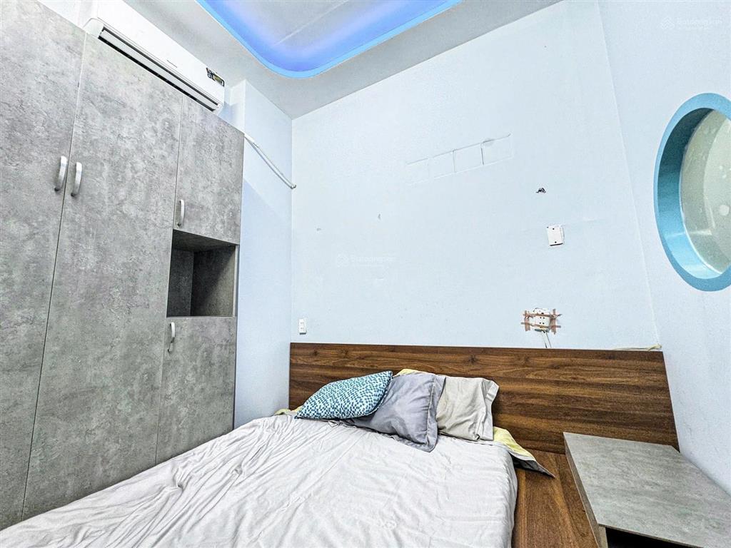 Cho thuê cc mini 2pn, 1wc, 80m2 giá tốt tại cách mạng tháng tám, q10, hcm