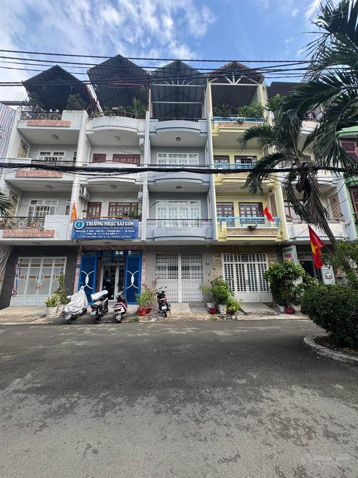 Chính chủ cho thuê nguyên căn nhà mặt tiền đường 102 cao lỗ, p.4, quận 8
