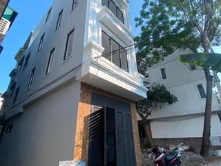 Lô góc 42m2  4 tầng  tt quốc lộ 6  ô tô  tc hơn 4 tỷ