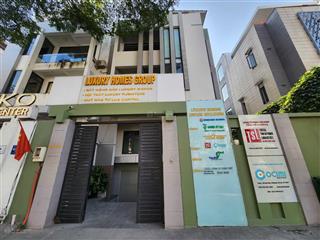 Cho thuê văn phòng mặt tiền đường bát nàn  thạnh mỹ lợi q2  chỉ 25tr 1 sàn 80m2  xem 0775 315 ***