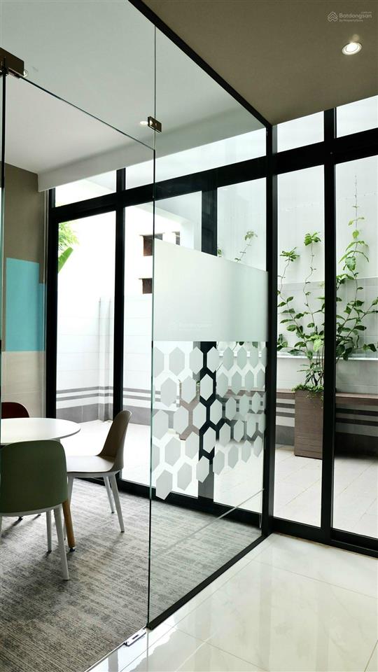 Cho thuê biệt thự full nt vp  100tr/th 10x18m 1 hầm 4 lầu  nhà sẵn trống vào liền