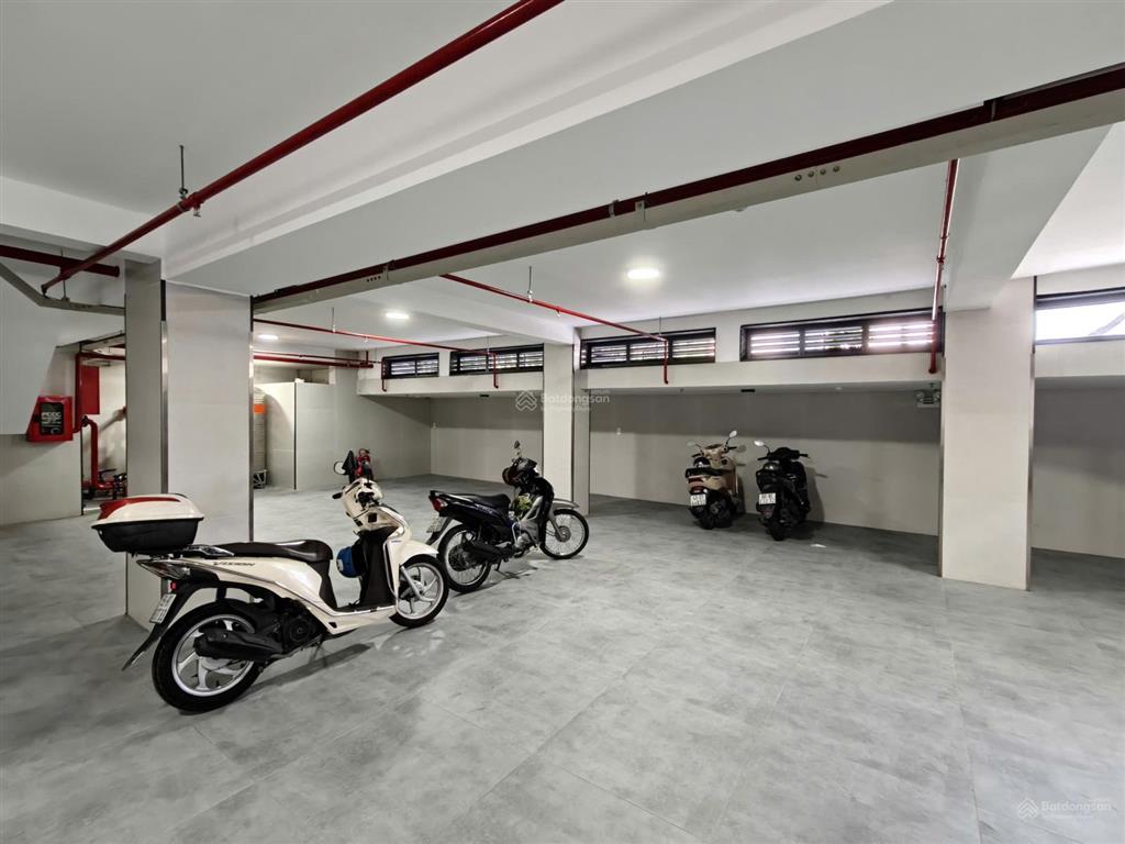 Vip  tòa nhà vp tại trung tâm hành chính  2050m2  vị trí độc tôn nhận diện thương hiệu rất tốt