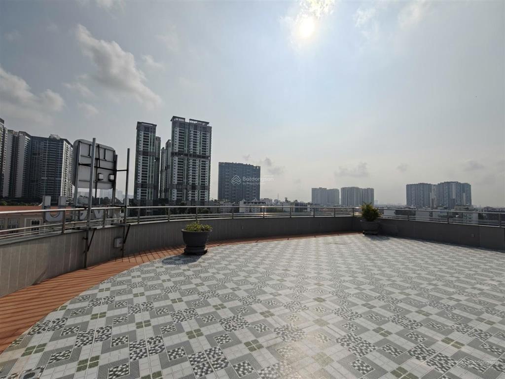 Vip  tòa nhà vp tại trung tâm hành chính  2050m2  vị trí độc tôn nhận diện thương hiệu rất tốt