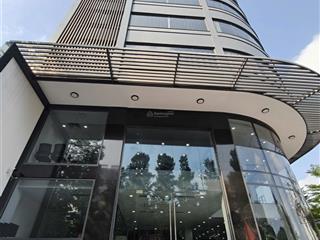 Vip  tòa nhà vp tại trung tâm hành chính  2050m2  vị trí độc tôn nhận diện thương hiệu rất tốt