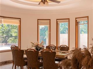 Biệt thự ven sông siêu vip tại an phú cho thuê  210tr/tháng 7pn 7wchồ bơi lớnphòng karabida