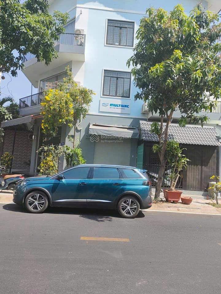 Cho thuê nhà phố, góc 2 mặt tiền 55tr/tháng 400m2 phù hợp ở/ làm văn phòng