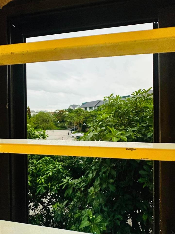 Bán gấp nhà 5 tầng tại dương nội. 32m2. chỉ 4,1 tỷ
