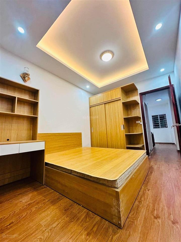 Bán gấp nhà 5 tầng tại dương nội. 32m2. chỉ 4,1 tỷ