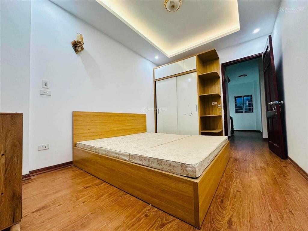 Bán gấp nhà 5 tầng tại dương nội. 32m2. chỉ 4,1 tỷ