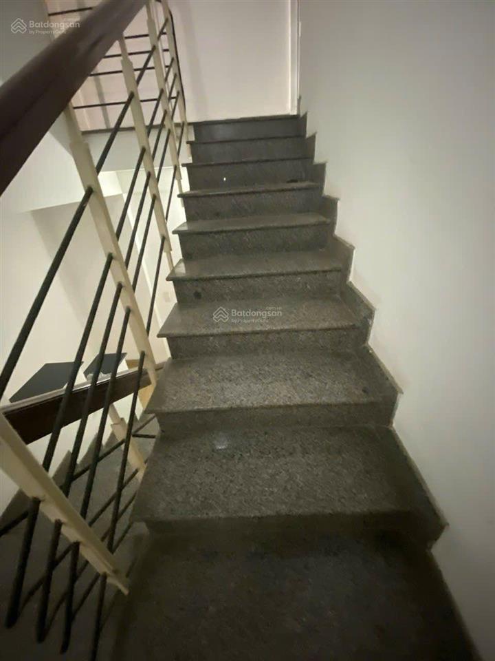 Chính chủ gửi bán nhà 3 tầng ngõ ô tô, đường lê độ  đà nẵng