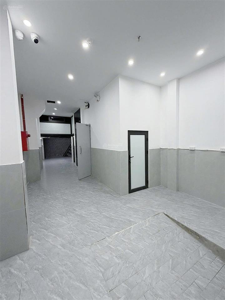 Chdv minh khai dòng tiền gần 6%/năm  nhỉnh 200tr/m2  vài bước ra phố  pccc đủ  đang kín phòng