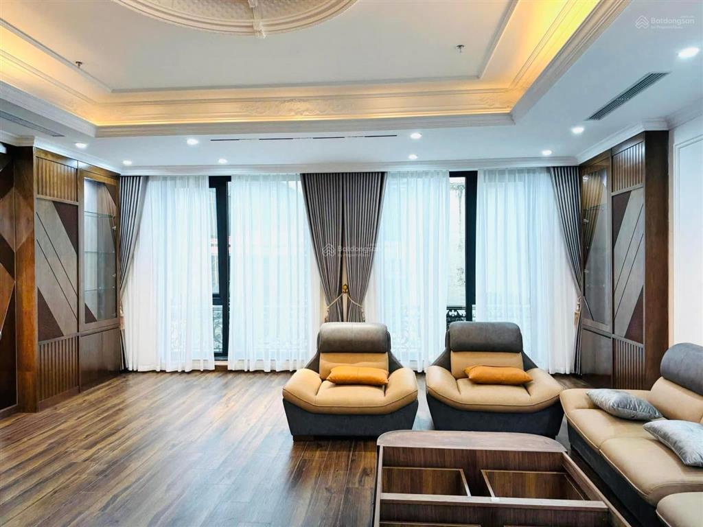 Toà building 9 tầng 1 hầm, 135m2, mặt tiền 7,5m phố nguyễn hoàng  3 ô tô tránh vỉa hè, 3 thoáng